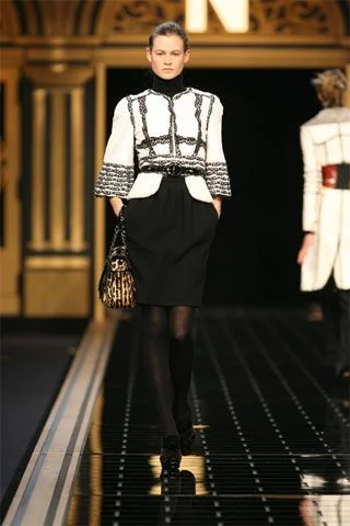 Look 29